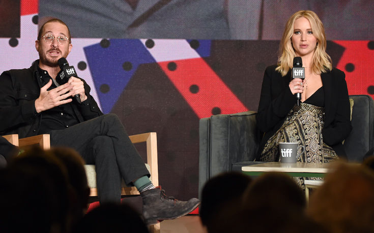 Ελεύθερη και ωραία η Τζένιφερ Λόρενς