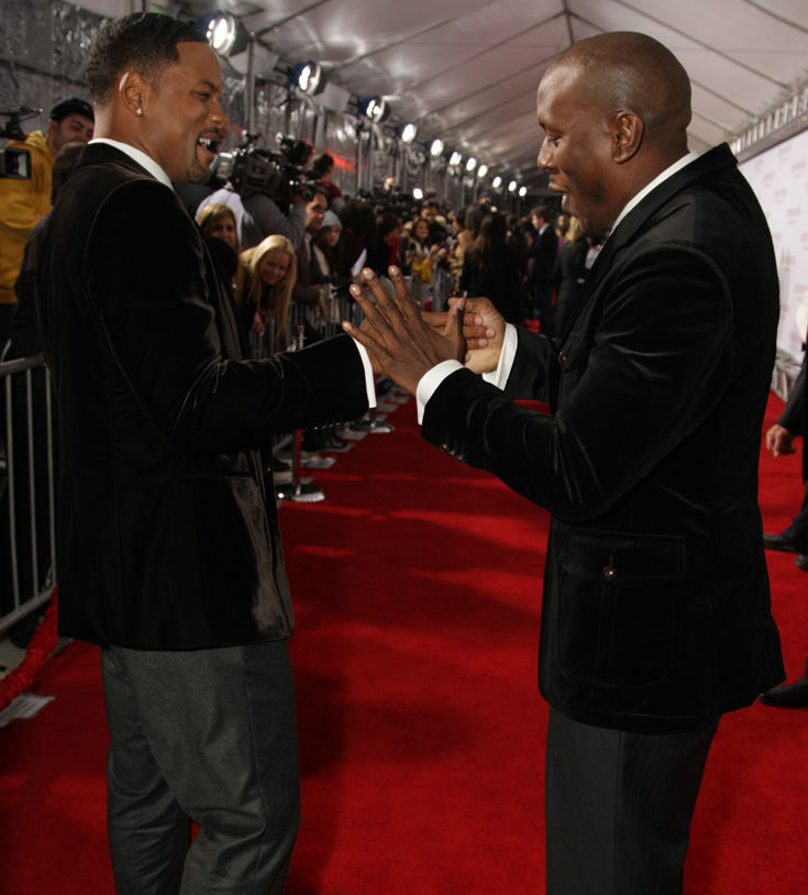 Ο Will Smith βοηθά το φιλαράκι του Tyrese Gibson να ανταπεξέλθει στα νομικά έξοδα