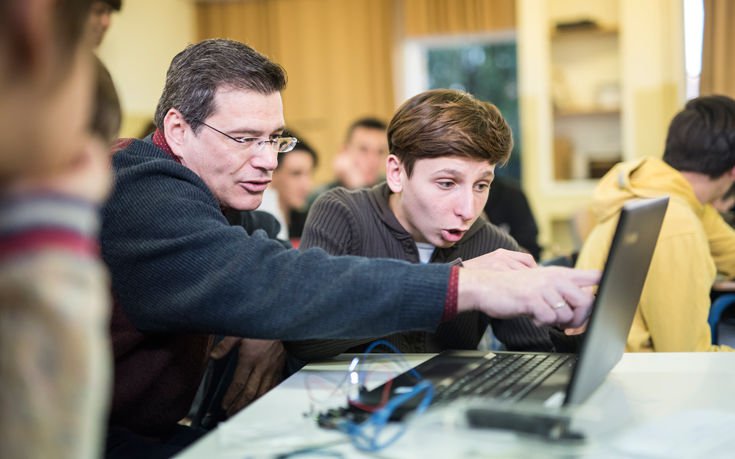 Πίσω στα θρανία για τον Β’ κύκλο του προγράμματος «STEMpowering Youth»