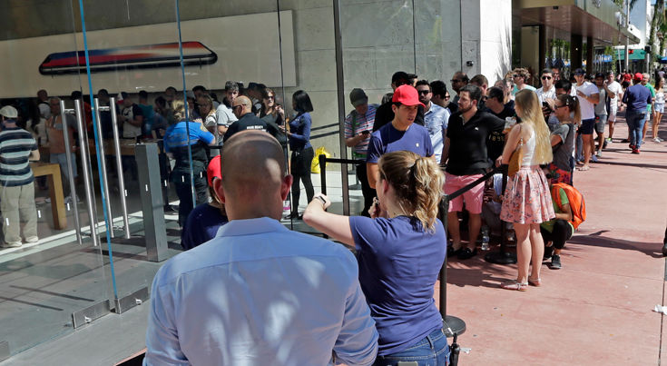 IPHONE &Alpha;&Nu;&Alpha;&Mu;&Omicron;&Nu;&Eta;