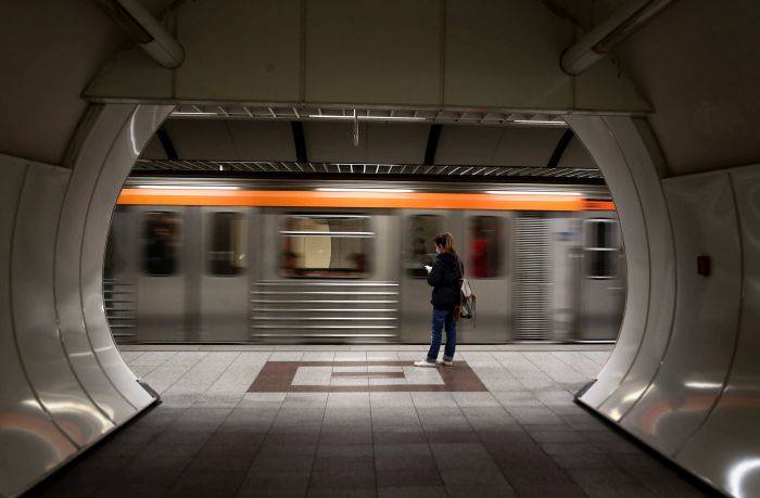 Πώς θα κινηθούν τα μέσα μεταφοράς τις ημέρες των γιορτών