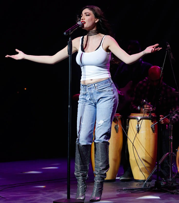 3228_IVI_ADAMOY_15122017