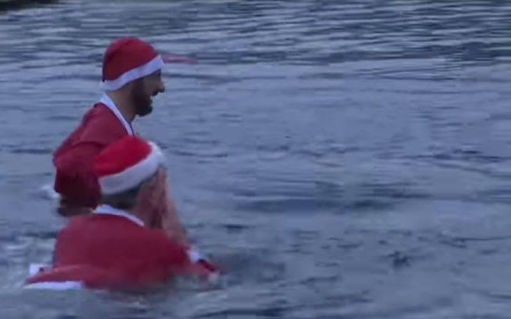Χριστουγεννιάτικες βουτιές μόνο για ανθεκτικούς στο κρύο 4 98741200559810256647