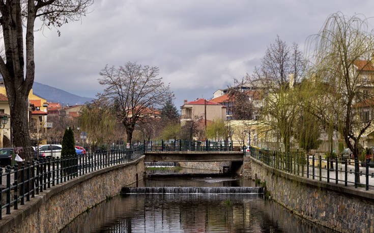 &Phi;&Lambda;&Omega;&Rho;&Iota;&Nu;&Alpha;