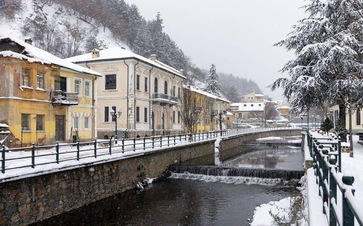 &Phi;&Lambda;&Omega;&Rho;&Iota;&Nu;&Alpha;