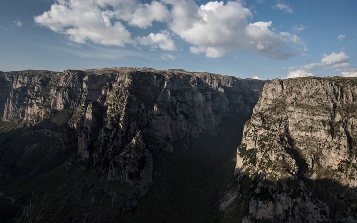 &Phi;&Alpha;&Rho;&Alpha;&Gamma;&Gamma;&Iota; &Beta;&Iota;&Kappa;&Omicron;&Upsilon;