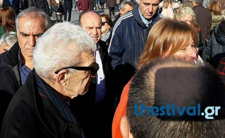 249cb5c0570da8c4d103ceff4d7b3ef0 XL