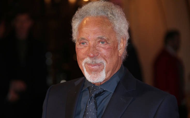 Πούλησε το σπίτι κι έφυγε από τις ΗΠΑ γιατί αυτό επιθυμούσε η σύζυγός του πριν πεθάνει