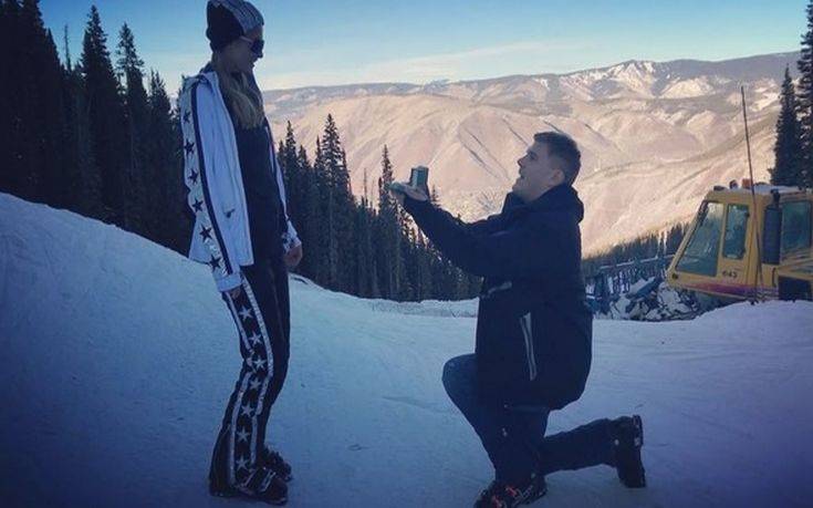 Αρραβωνιάστηκε η Πάρις Χίλτον 4 CF80CEB1CF81CEB9CF82