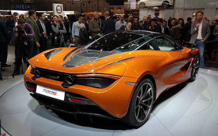 Έτσι απλά κατέστρεψε ο Ρίτσαρντ Χάμοντ μια McLaren 230.000 ευρώ!