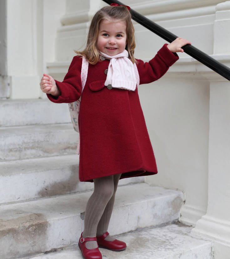 Η πριγκίπισσα Σάρλοτ μπαίνει στο χορό