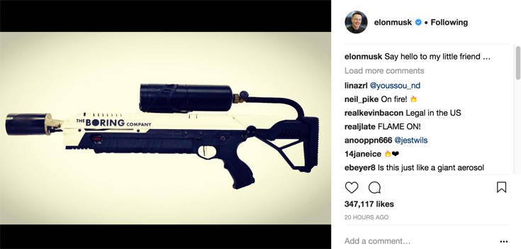 Ο Elon Musk άρχισε να πουλά… φλογοβόλα