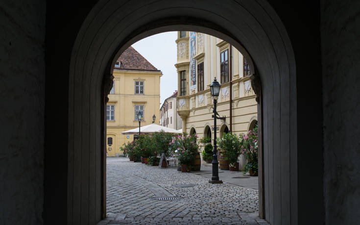 &Sigma;&Omicron;&Pi;&Rho;&Omicron;&Nu; &Omicron;&Upsilon;&Gamma;&Gamma;&Alpha;&Rho;&Iota;&Alpha;