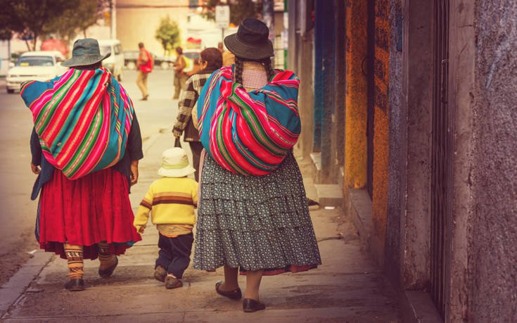 &Lambda;&Alpha; &Pi;&Alpha;&Zeta; &Beta;&Omicron;&Lambda;&Iota;&Beta;&Iota;&Alpha;