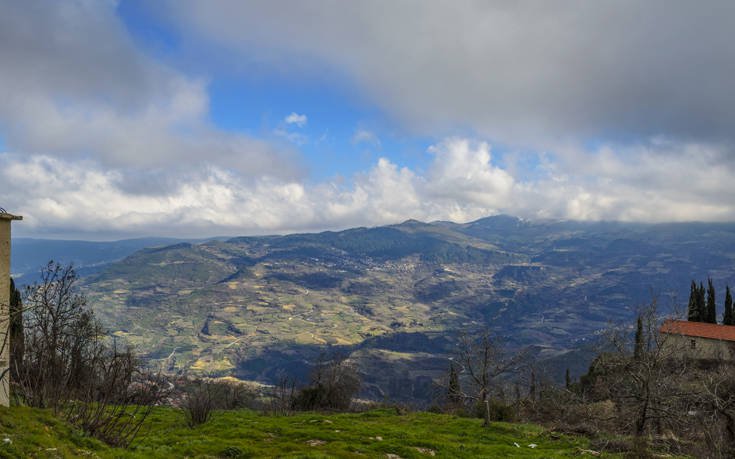 Μαγευτικό τοπίο στα Τρίκαλα Κορινθίας