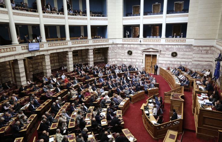 Για αλλαγή ρότας στο θέμα της απεργίας κατηγορεί τον ΣΥΡΙΖΑ η Ένωση Κεντρώων 4 vou 2