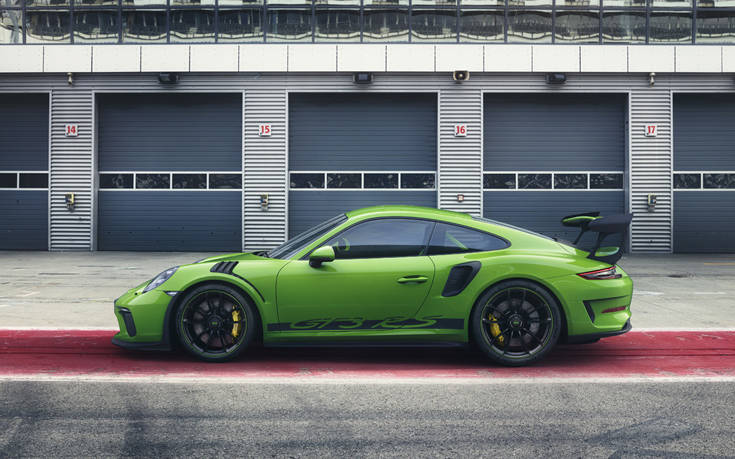 Η νέα Porsche πρωταγωνιστεί στο σαλόνι αυτοκινήτου της Γενεύης 28 P17_1157