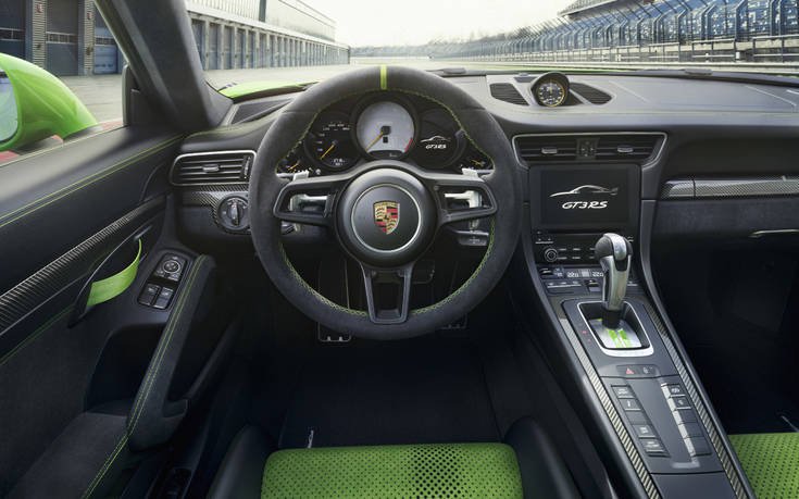 Η νέα Porsche πρωταγωνιστεί στο σαλόνι αυτοκινήτου της Γενεύης 29 P17_1158