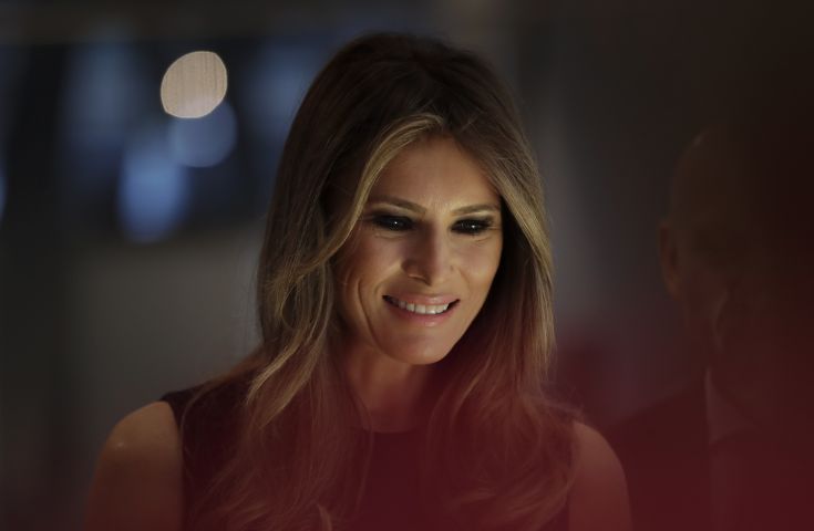 &Mu;&Epsilon;&Lambda;&Alpha;&Nu;&Iota;&Alpha; &Tau;&Rho;&Alpha;&Mu;&Pi;