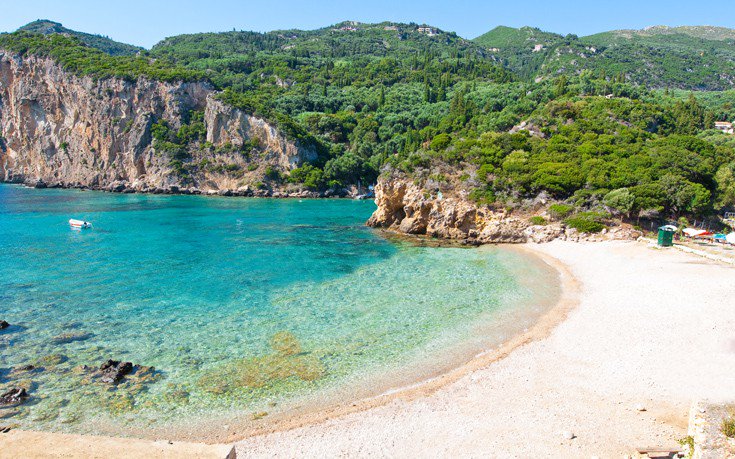 «Ελλάδα- Μαγευτικοί κόλποι, πεζοπορικές διαδρομές κι ο καλύτερος μουσακάς»