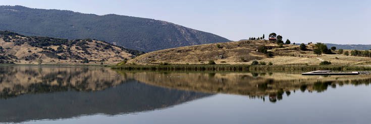 &Lambda;&Iota;&Mu;&Nu;&Eta; &Zeta;&Alpha;&Zeta;&Alpha;&Rho;&Eta;