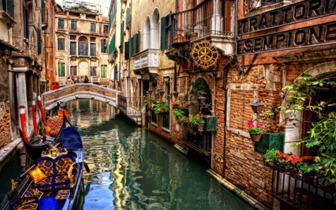Χαμηλή η στάθμη του νερού στη Βενετία