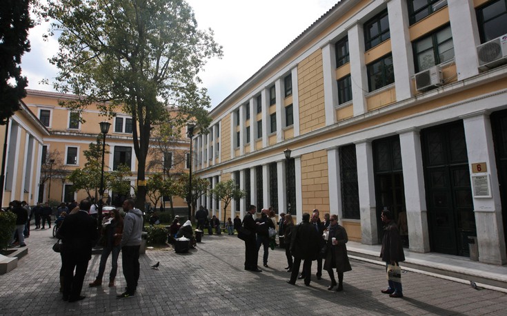 «Όχι» στην έκδοση της 21χρονης Τουρκάλας είπε το Συμβούλιο Εφετών 4 11745