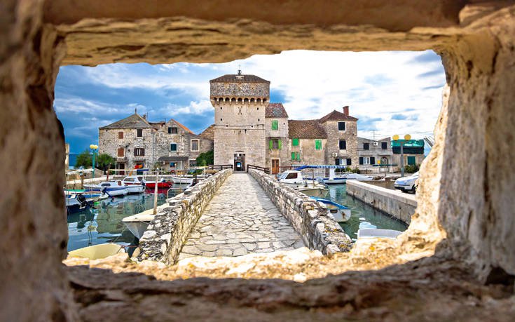 &Sigma;&Pi;&Lambda;&Iota;&Tau; &Kappa;&Rho;&Omicron;&Alpha;&Tau;&Iota;&Alpha;