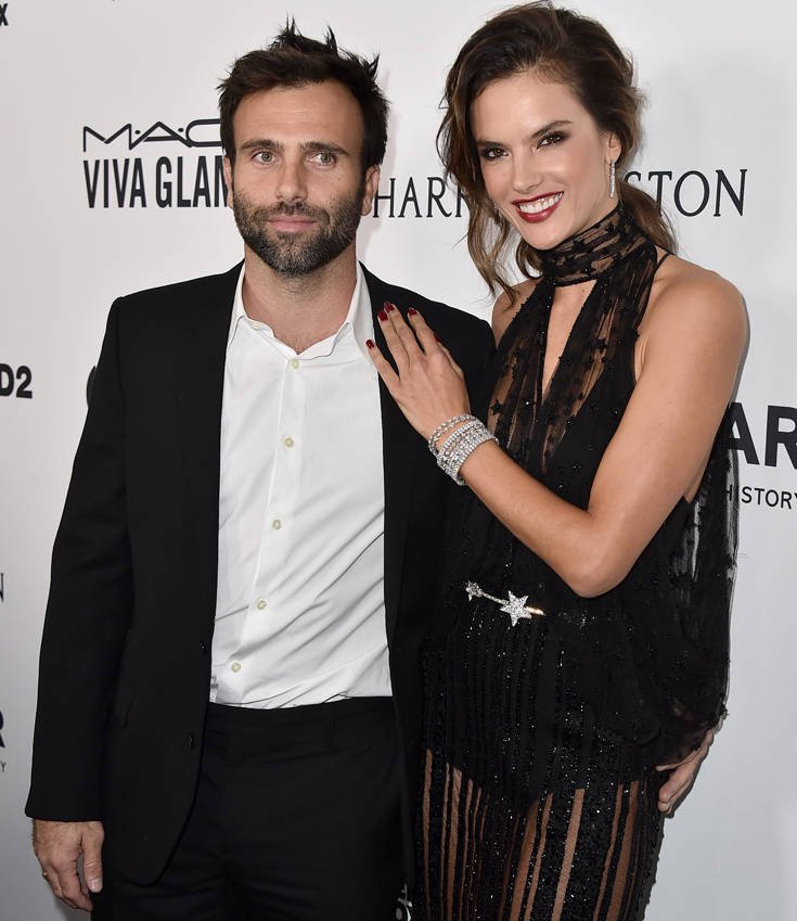 Χώρισε η Alessandra Ambrosio μετά από 10 χρόνια σχέσης