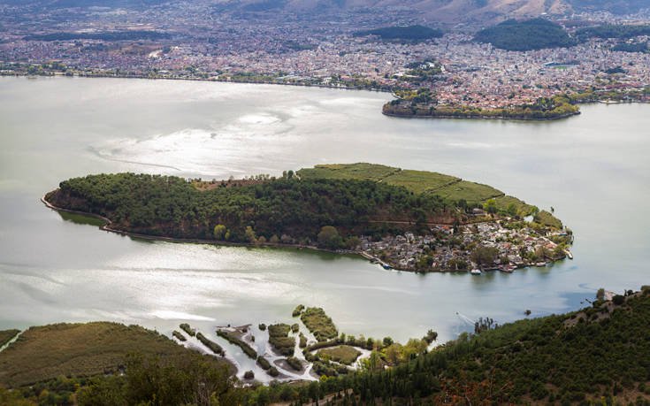 &Lambda;&Iota;&Mu;&Nu;&Epsilon;&Sigma;