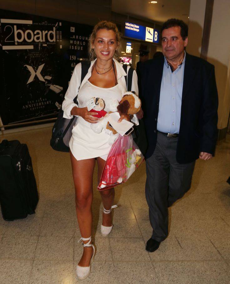 Η Κωνσταντίνα Σπυροπούλου επέστρεψε στην Ελλάδα