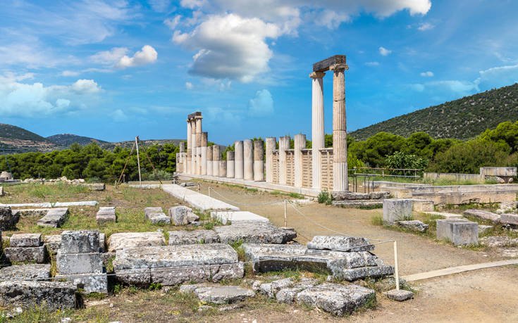 Στην Παλαιά Επίδαυρο της θεατρικής αίγλης 26 ΠΑΛΑΙΑ ΕΠΙΔΑΥΡΟΣ