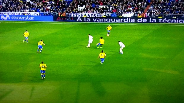 &Omicron;&iota; &delta;ύ&omicron; “&mu;&alpha;ύ&rho;&epsilon;&sigmaf;” &beta;&rho;&alpha;&delta;&iota;έ&sigmaf; &tau;&omicron;&upsilon; &Mu;&pi;&omicron;&rho;&mu;&pi;&alpha;&lambda;ά&nu;