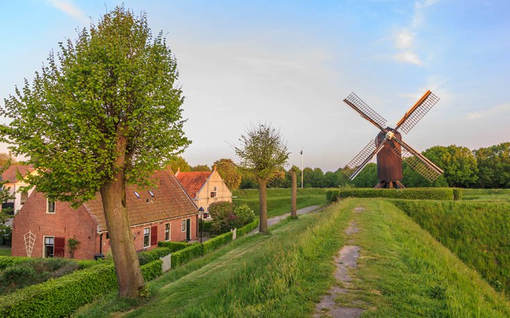 BOURTANGE &Omicron;&Lambda;&Lambda;&Alpha;&Nu;&Delta;&Iota;&Alpha;