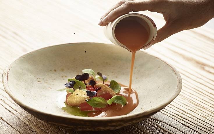 Reeza Restaurant, πλήρως ανανεωμένο και σε σταθερά ανοδική πορεία 18 3