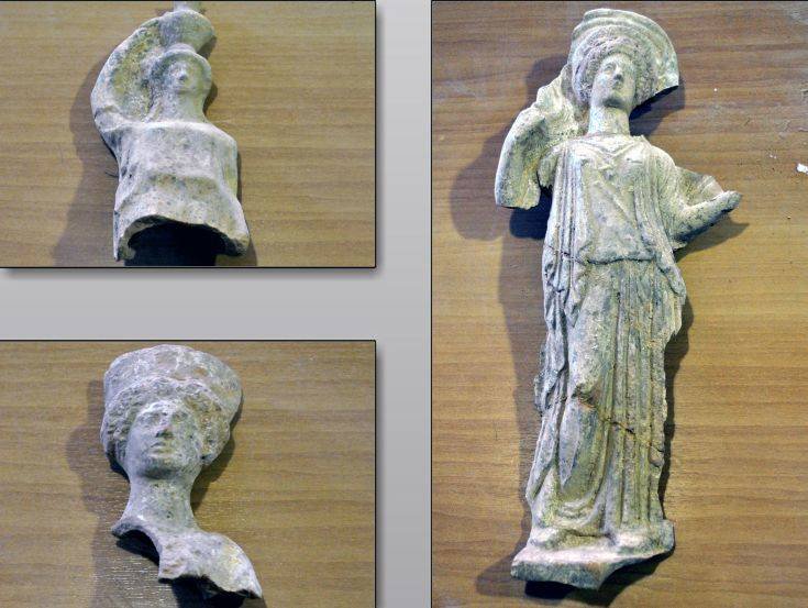 «Τα αρχαία που βρέθηκαν μετά την πυρκαγιά είναι 400 ακέραια αντικείμενα» 9 Áðü áóôõíïìéêïýò ôïõ ÔìÞìáôïò Áóöáëåßáò Ëáìßáò, óõíåëÞöèç ÷èåò (08-06-2018) ôï âñÜäõ Ýíáò 57÷ñïíïò çìåäáðüò, êáôçãïñïýìåíïò ãéá áðïäï÷Þ êáé äéÜèåóç ìíçìåßùí, ðïõ áðïôåëïýí ðñïúüíôá åãêëÞìáôïò êáé õðÜãïíôáé óôç íïìïèåóßá ãéá ôçí ðñïóôáóßá ôùí áñ÷áéïôÞôùí êáé åí ãÝíåé ôçò ðïëéôéóôéêÞò êëçñïíïìéÜò. Åéäéêüôåñá, ðñï÷èÝò (07-06-2018) ôï áðüãåõìá, ôï ÔìÞìá Áóöáëåßáò Ëáìßáò åíçìåñþèçêå áðü ôçí ÐõñïóâåóôéêÞ Õðçñåóßá Ëáìßáò, üôé êáôÜ ôç äéÜñêåéá êáôÜóâåóçò ðõñêáãéÜò ðïõ åêäçëþèçêå íùñßôåñá óå áãñïôéêÞ â€“ äáóéêÞ Ýêôáóç, áðïôåëïýìåíç áðü åëáéüäåíäñá êáé ðïõñíÜñéá, óôçí ðåñéï÷Þ ÌåãáðëÜôáíïò Ëéâáíáôþí Ëïêñßäáò Öèéþôéäáò, åíôïðßóôçêáí áðü Üíäñåò ôïõ Ðõñïóâåóôéêïý Óþìáôïò, ìåãÜëïò áñéèìüò áñ÷áßùí áíôéêåéìÝíùí. ÓõãêåêñéìÝíá, ôá áñ÷áßá áíôéêåßìåíá, ìåñéêÜ áðü ôá ïðïßá õðÝóôçóáí öèïñÝò áðü ôçí åêäçëùèåßóá ðõñêáãéÜ, åíôïðßóôçêáí åíôüò åëáéïðåñßâïëïõ, éäéïêôçóßáò ôïõ 57÷ñïíïõ, åðéìåëþò êñõììÝíá ìÝóá óå ðïõñíÜñéá. Áêïëïýèùò ìåôáöÝñèçêáí óôï ÔìÞìá Áóöáëåßáò Ëáìßáò êáé êáôáìåôñÞèçêáí, åíþ óýìöùíá ìå ôçí áñ÷éêÞ åêôßìçóç áñ÷áéïëüãùí ôçò Åöïñßáò Áñ÷áéïôÞôùí Öèéþôéäáò – Åõñõôáíßáò, ÷ñïíïëïãïýíôáé êõñßùò óôïí 5ï ð.×. áéþíá. (EUROKINISSI/ÅËËÇÍÉÊÇ ÁÓÔÕÍÏÌÉÁ)