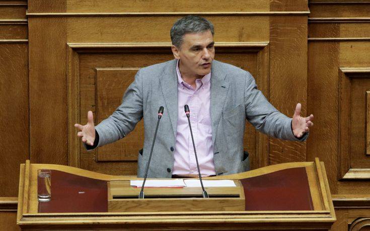 Ο Τσακαλώτος απήγγειλε στίχους του Ουίλιαμ Μπλέικ στη Βουλή 4 4485298