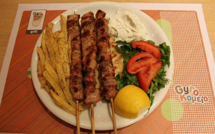 Gyroκομείο, το στέκι για καλό σουβλάκι στο Ναύπλιο 14 5_ok