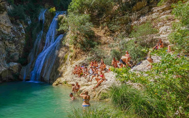 &Pi;&Omicron;&Lambda;&Upsilon;&Lambda;&Iota;&Mu;&Nu;&Iota;&Omicron; &Mu;&Epsilon;&Sigma;&Sigma;&Eta;&Nu;&Iota;&Alpha;
