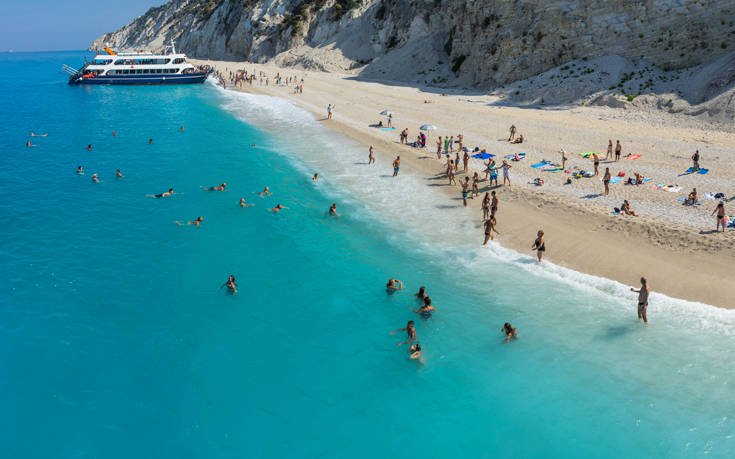 Εγκρεμνοί, η συναρπαστική παραλία της Λευκάδας 19 ΕΓΚΡΕΜΝΟΙ