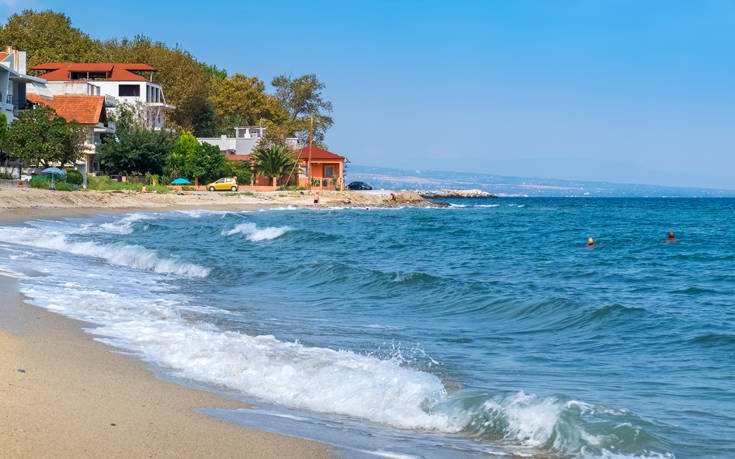Η απέραντη παραλία του Πλαταμώνα 17 ΠΛΑΤΑΜΩΝΑΣ ΠΑΡΑΛΙΑ