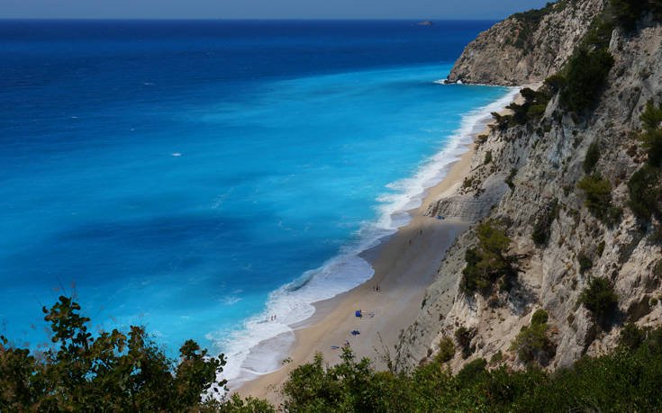 Εγκρεμνοί, η συναρπαστική παραλία της Λευκάδας