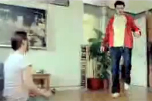 Καπάκι από φρεάτιο «χορεύει» στο ρυθμό της βροχής