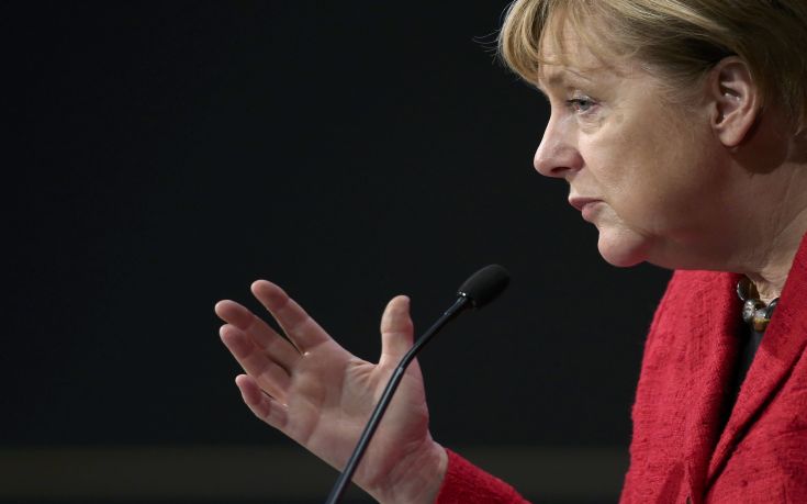 2016 10 06T092254Z 40471645 LR1ECA60Q26I4 RTRMADP 3 GERMANY ECONOMY MERKEL