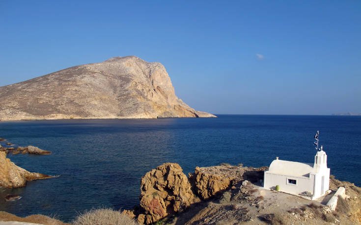 Η εξωτική ομορφιά της μποέμ Ανάφης