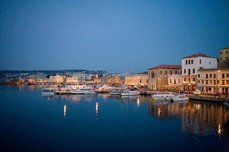 Σταθερός τουριστικός προορισμός και φέτος τα Χανιά 7