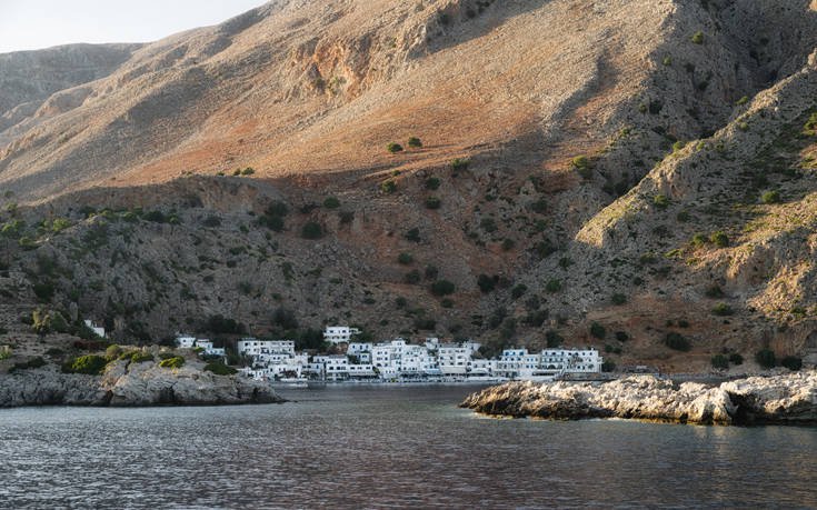 Το μικρό ψαροχώρι που δεν έχει δρόμους και δεν κυκλοφορούν αυτοκίνητα 15 shutterstock 1008718843 1