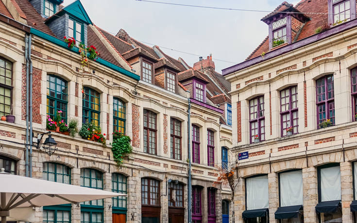 shutterstock 736113052 1