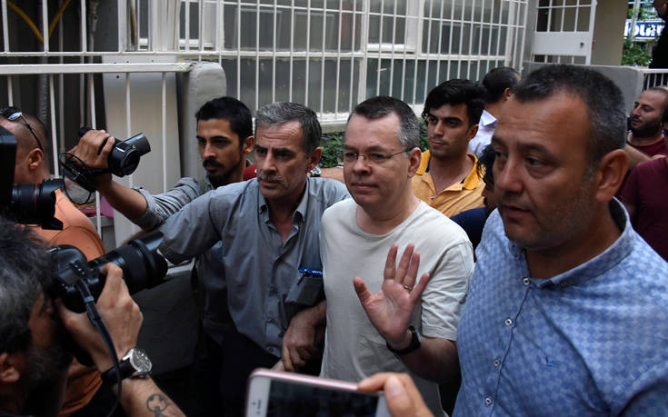 Καθ’ οδόν προς την πατρίδα του ο Αμερικανός πάστορας Μπράνσον 4 18206589114437