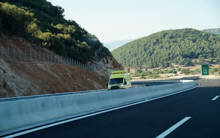 Φρικτό τροχαίο στα Τρίκαλα με θύμα ποδηλάτη 4 4215047